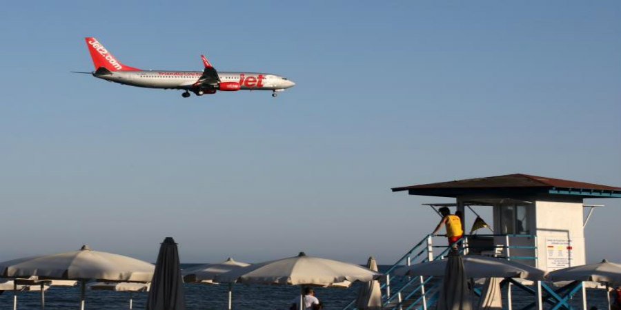 ΚΟΡΩΝΟΪΟΣ: Ακύρωση ταξιδιών προς Κύπρο από την Jet2